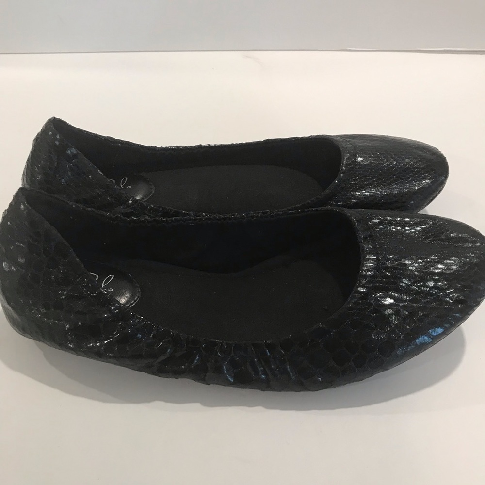 Studio Paolo flats black Sz 10M
